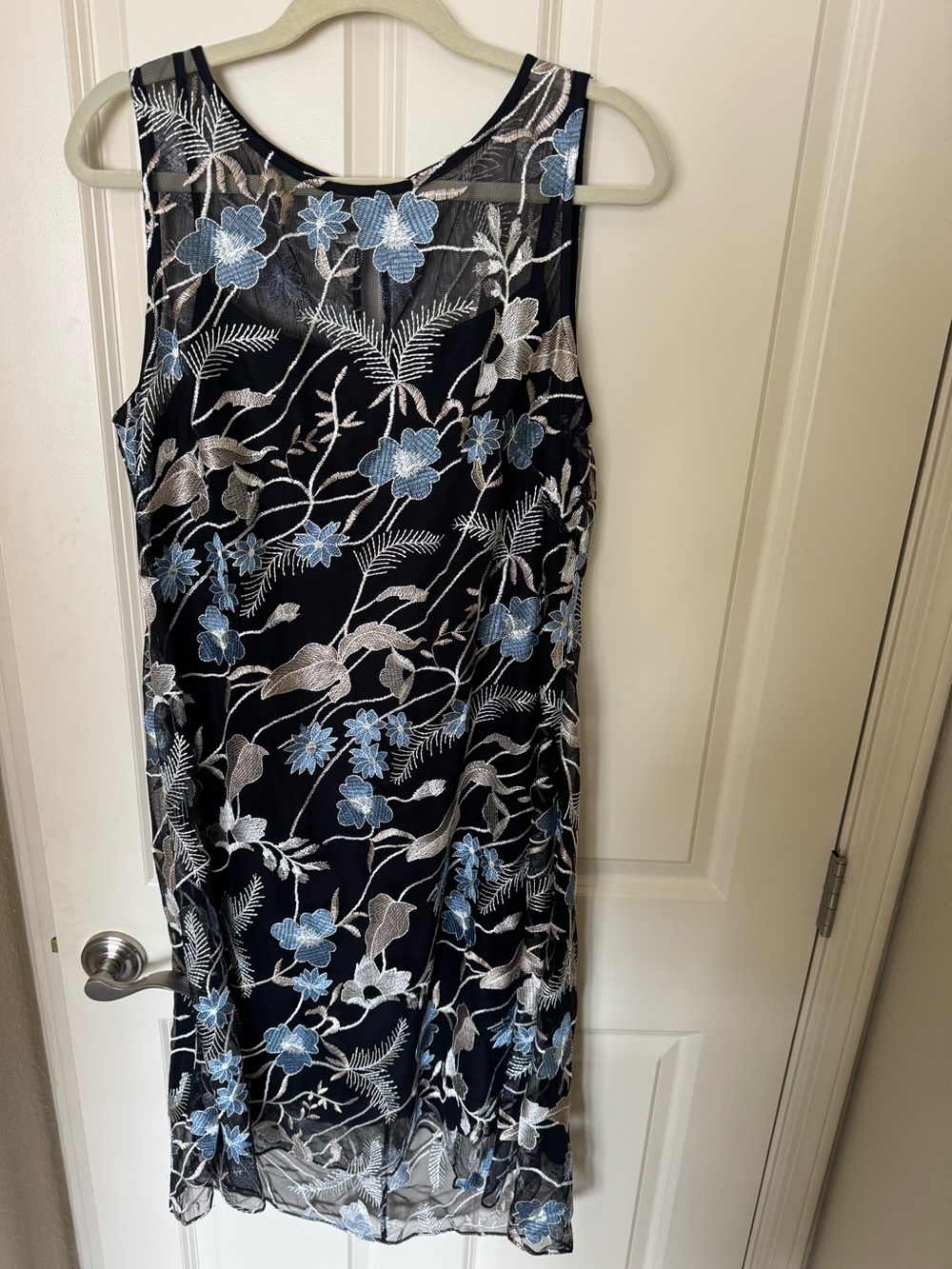 Adrianna Papell Black Midi Dress with Floral Embroidery size 16 EUC